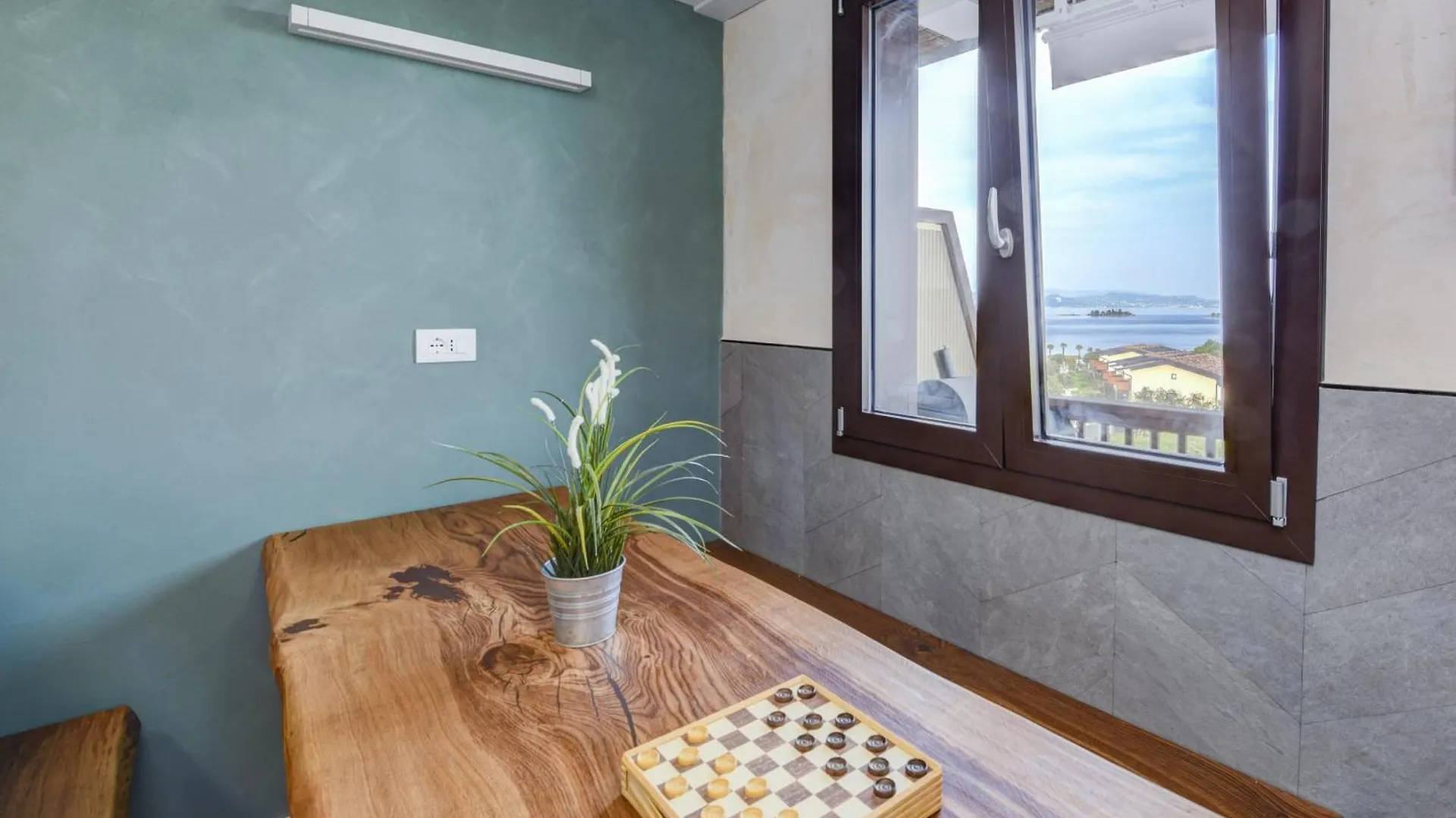 Apartament The View Manerba del Garda