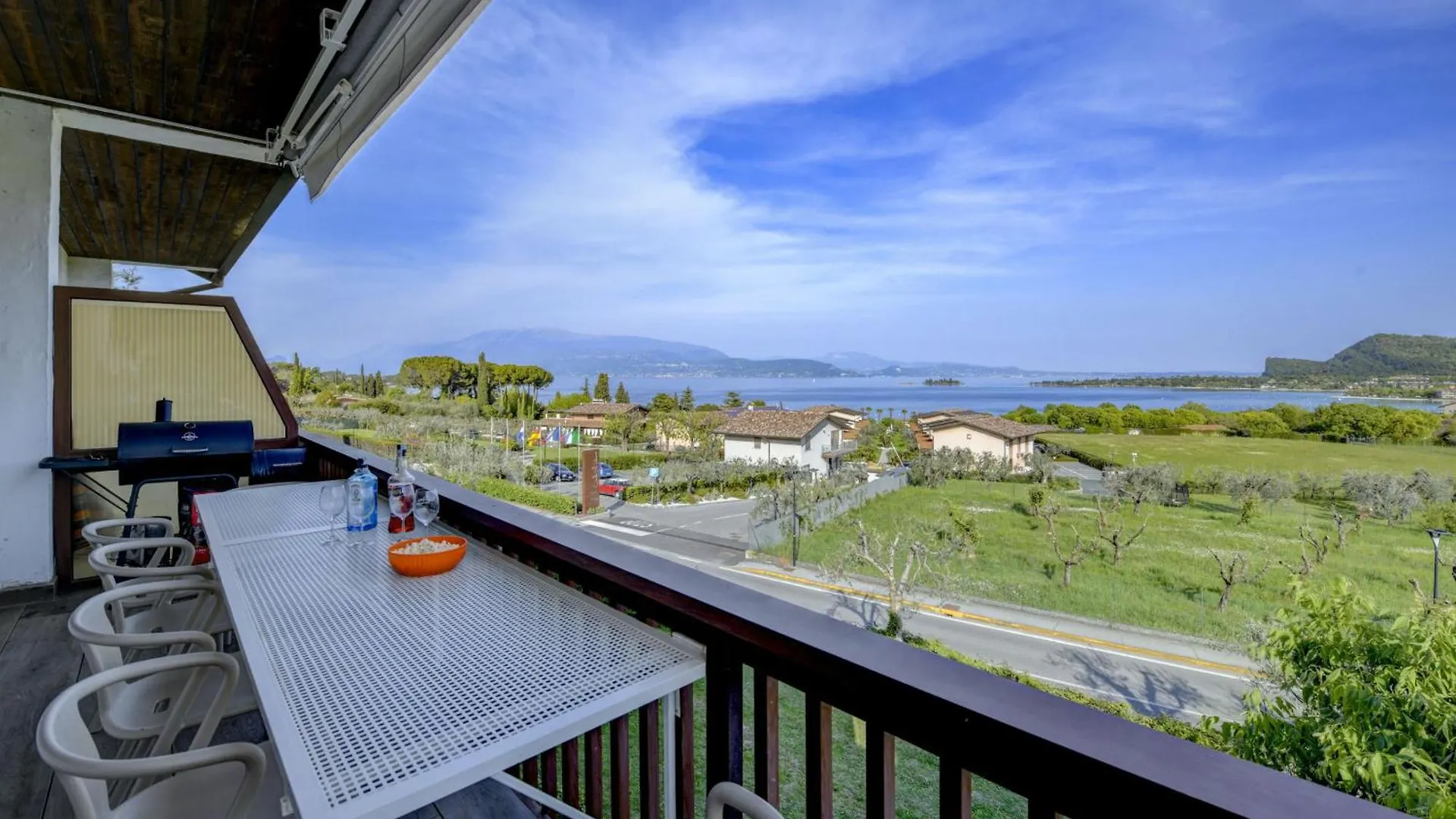 Apartament The View Manerba del Garda 0*,